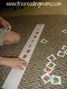 making patterns with letter T cards