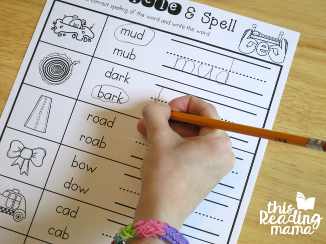 b and d letter reversal worksheets - circle and spell